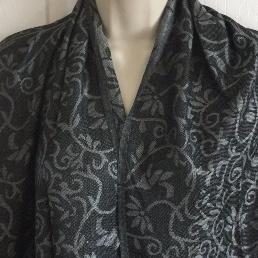 Gold Coast Scarf/Wrap - Picture 2 of 6